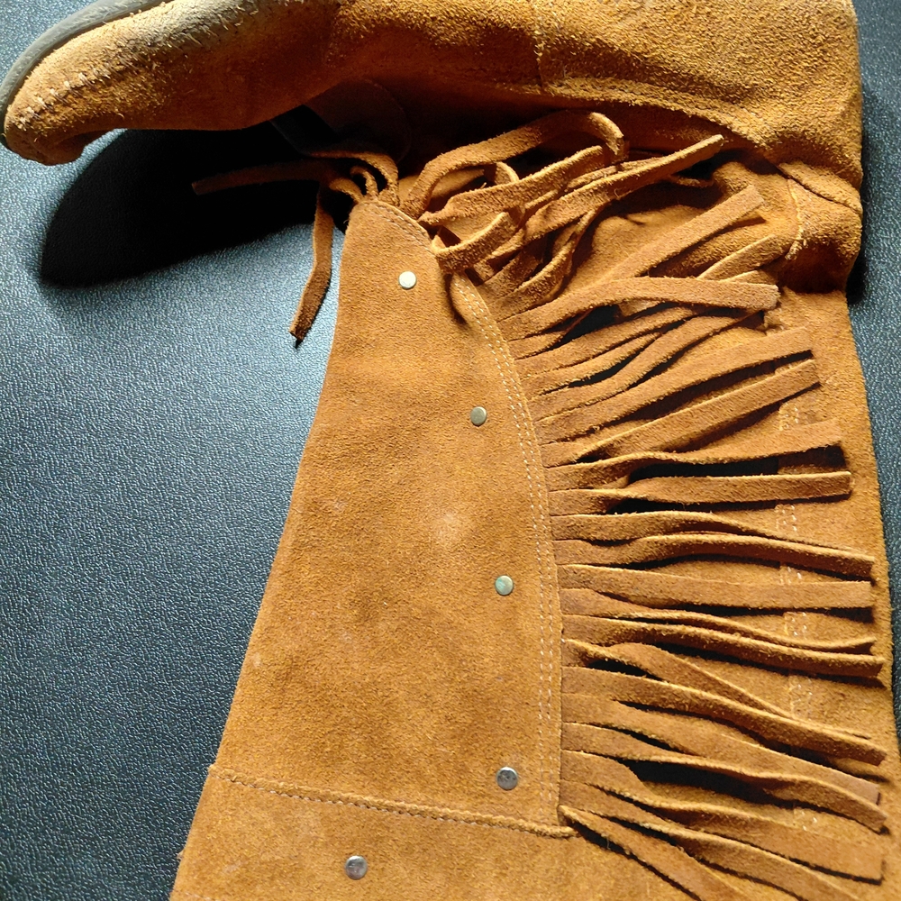 Vintage Minnetonka Brown Leather Stud And Fringe Detail Size Ladies 9 Preloved - Picture 4 of 16